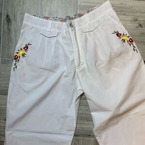 Arandu Women's Floral Embroidery & Lining Pleated Straight Pants White Size 42M